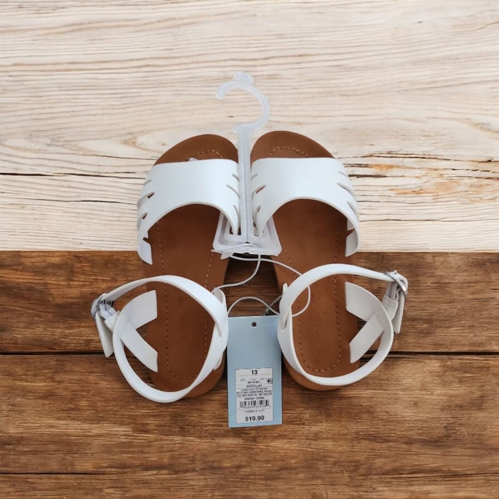 White Sandals with Buckle Straps
